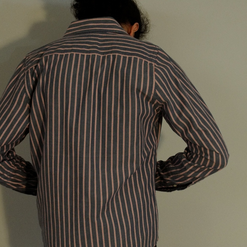 ▪Button Down▪ - Picture 3 of 4